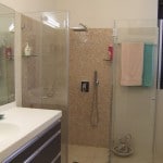 עיצוב אמבטיה איך מבצעים קידוח בטוח בקרמיקה